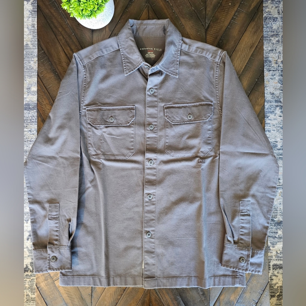 American Eagle Gray Utility Shirt Men's Small EUC